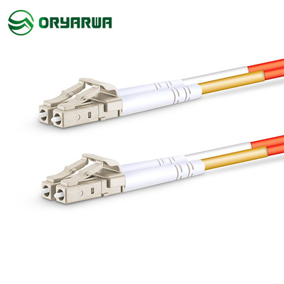 LC UPC'den LC UPC'ye 0.9 2.0 3.0 OM2 Fiber Optik Çok Modlu Yama Kablosu Çift Yönlü 3m